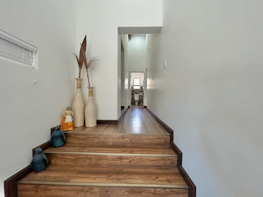 4 Bedroom Property for Sale in Noorsekloof Eastern Cape